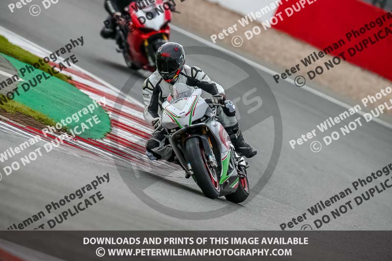 PJ Motorsport Photography;donington no limits trackday;donington park photographs;donington trackday photographs;no limits trackdays;peter wileman photography;trackday digital images;trackday photos